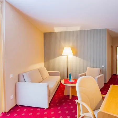 מלון Seehotel 4*