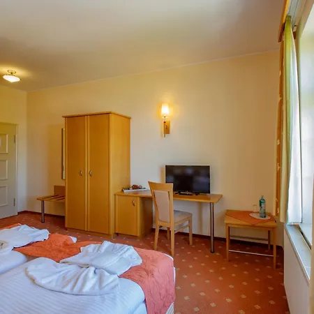 Seehotel Hotel 4*