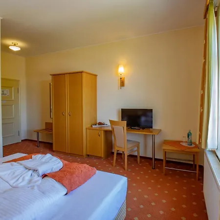 Seehotel Hotel 4*